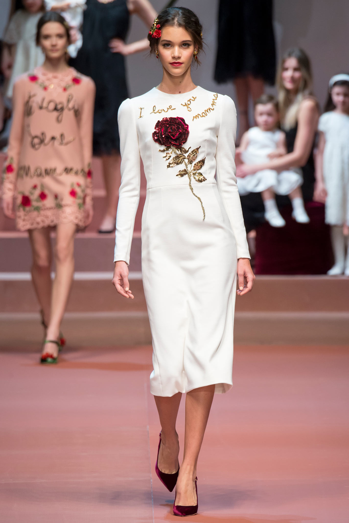 [米兰时装周] dolce & gabbana 2015秋冬 妈妈万岁